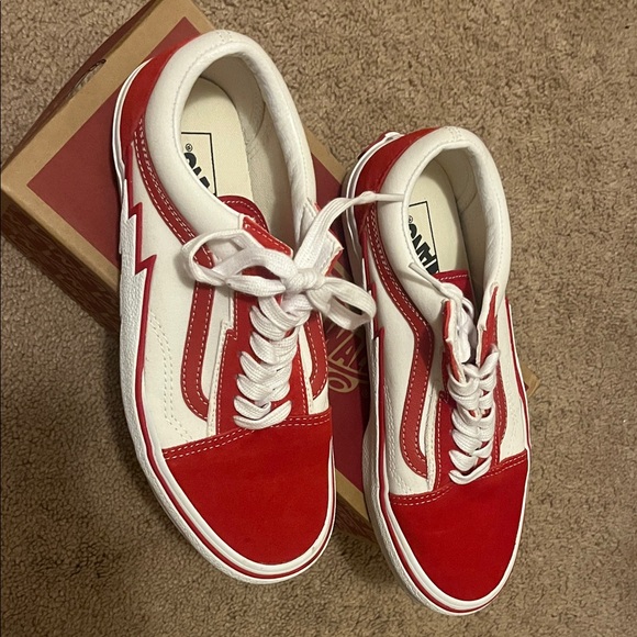 Vans Classic Red and White Low-Tops - Picture 1 of 4